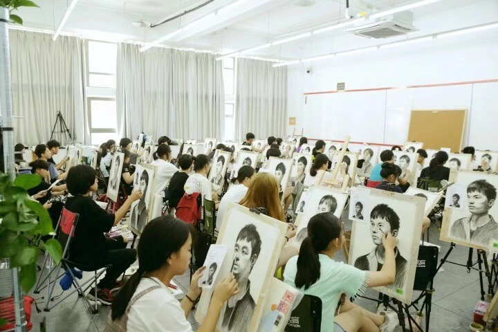 艾艺荷马完成过亿元B轮融资，打造美育行业领先产品矩阵